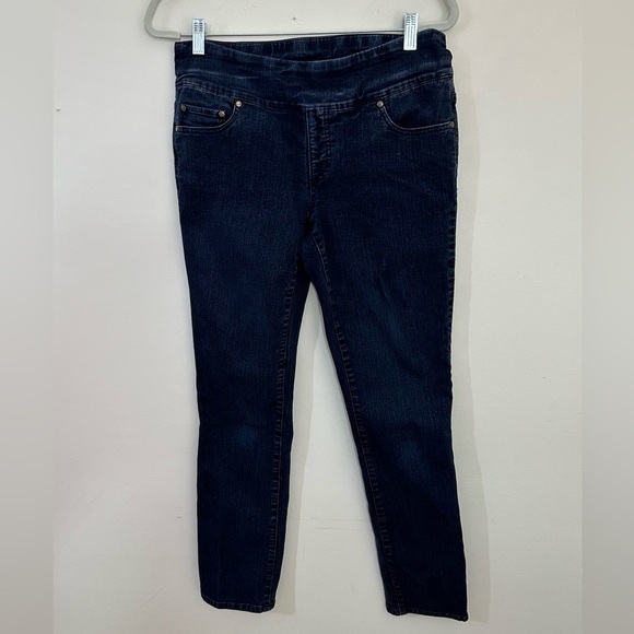 Christopher & Banks sz 8 jeans signature slimming lighter than photos - Picture 10 of 13